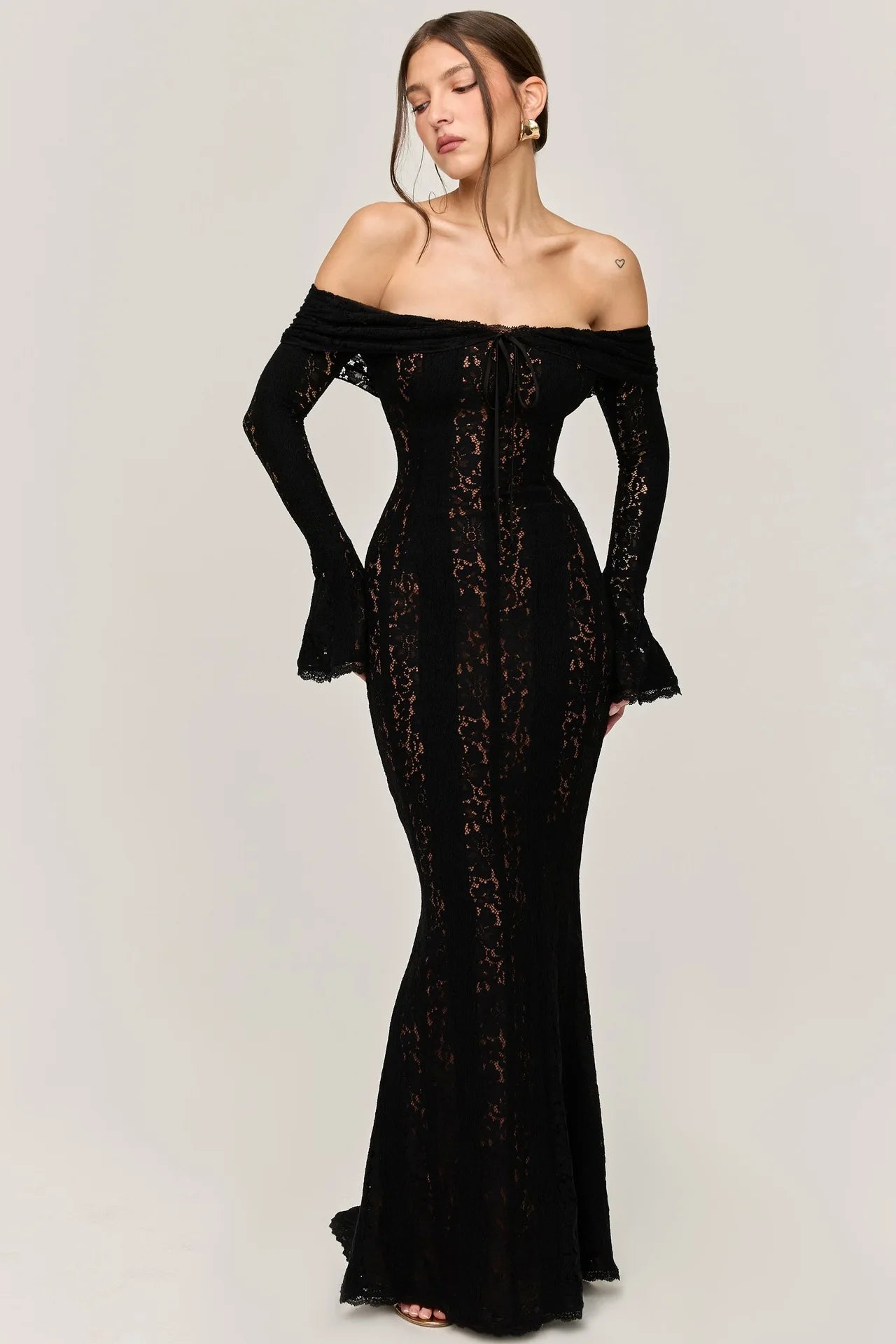 Lace Backless Party Dress – Strapless, Slim Fit